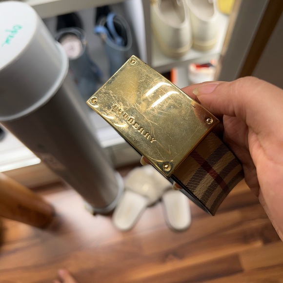 Burberry Accessories - Burberry Belt - comes with the dust bag